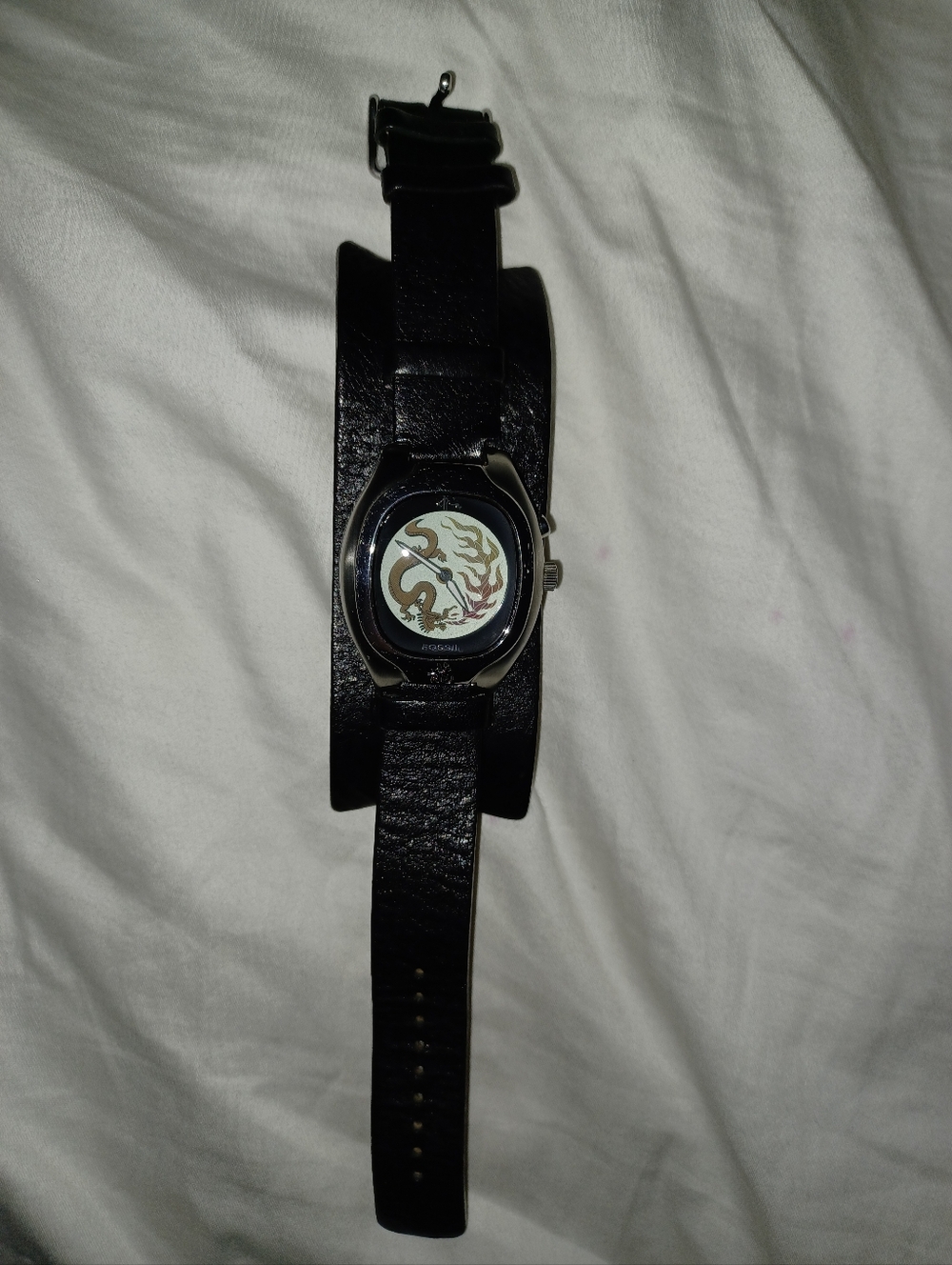 Fossil Dragon Watch New Batteries Very Fine Stainless Steel Black leather Band - Picture 13 of 14